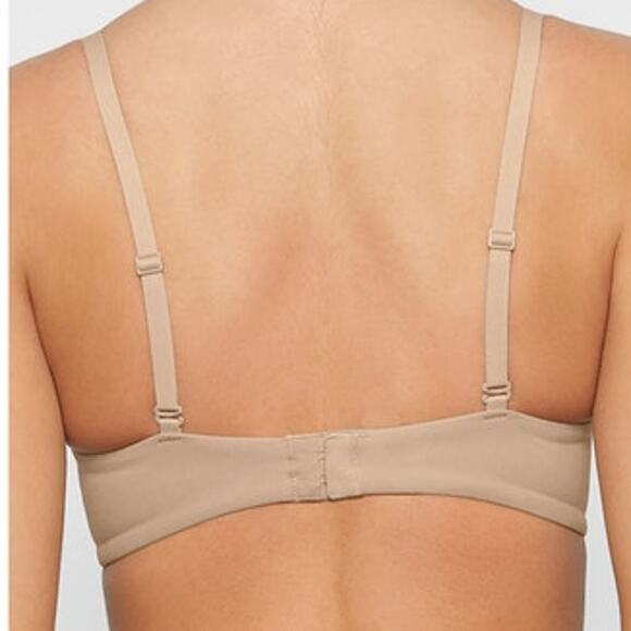 NWT SKIMS Fit Everybody T-Shirt Bra in Clay Size 36DDD by Kim Kardashian - Picture 3 of 6